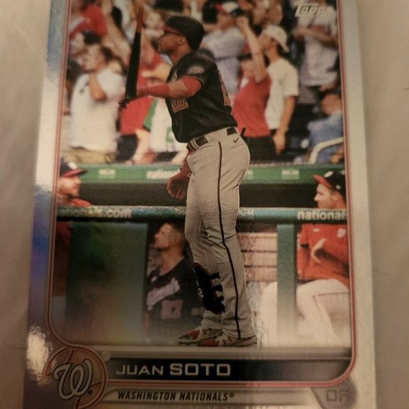 2022 TOPPS Series 1 JUAN SOTO SILVER FOIL #150 &Base Stars of MLB 3 CARD LOT - Picture 2 of 3
